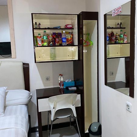 Hotel Dekost Madiun Zewnętrze zdjęcie