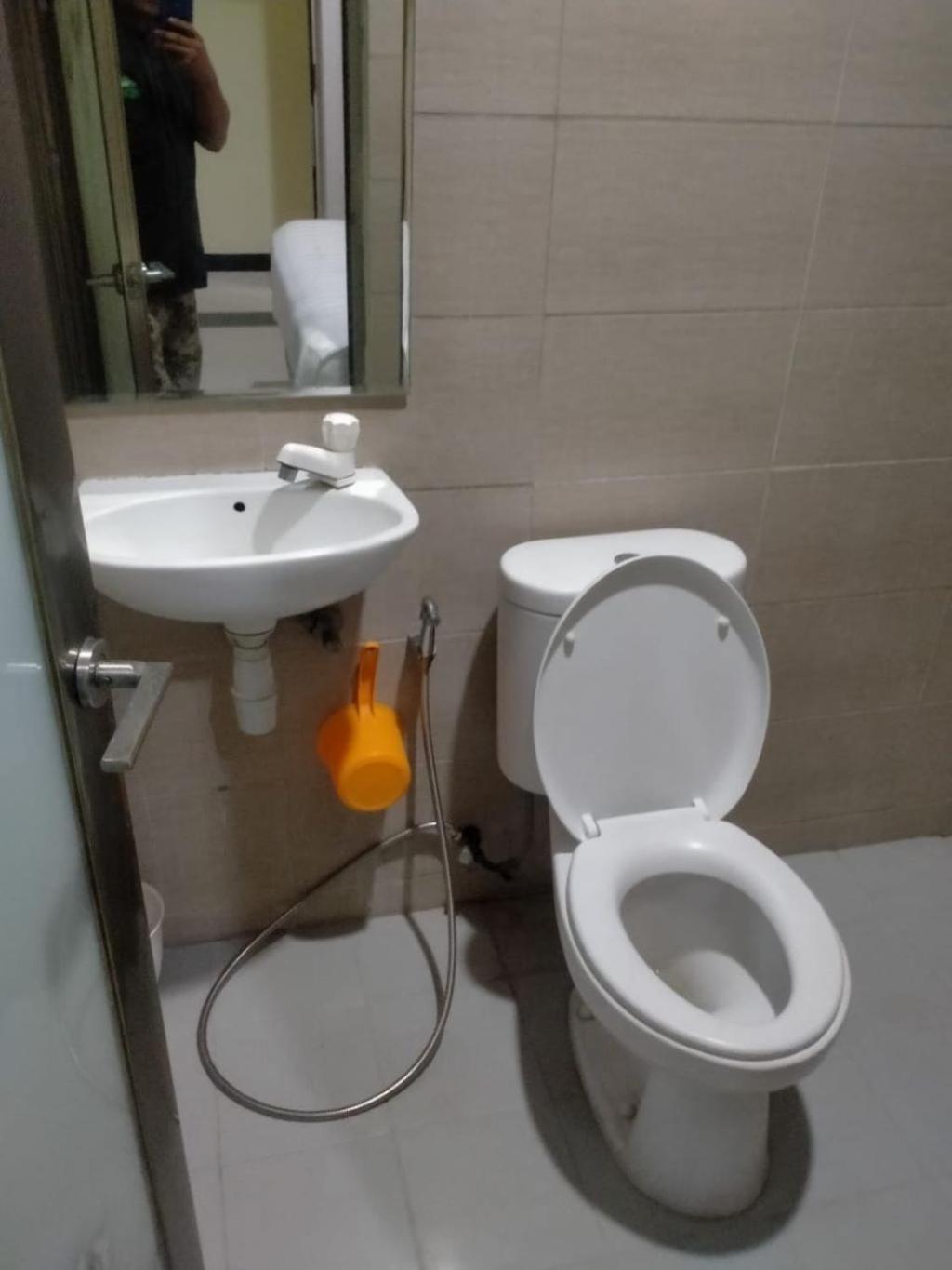 Hotel Dekost Madiun Zewnętrze zdjęcie